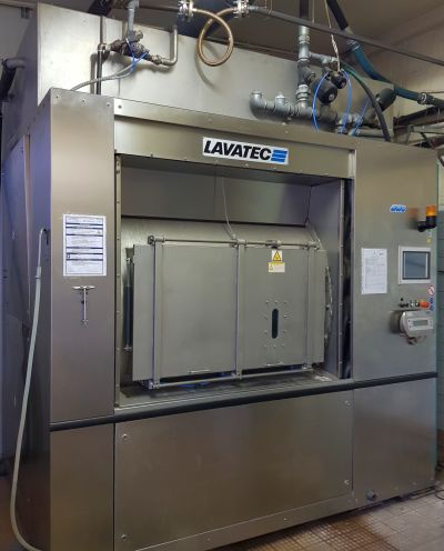 Icon Barrier Washer Extractor Lavatec LX 355
