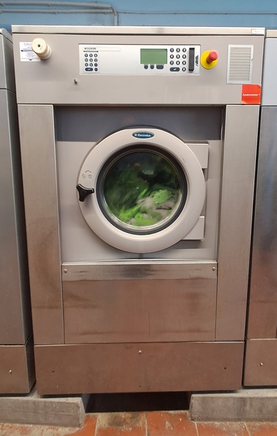 Icon Industrial Washer Extractor Electrolux W 3240 H