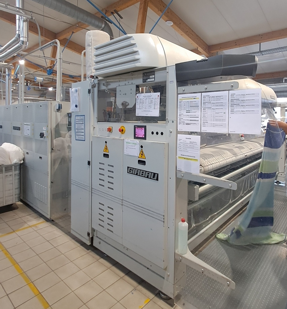 Icon Ironing Line Girbau 2 x 1.200 x 3.500 mm